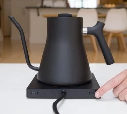 Bouilloire Stagg EKG Noir 90 Cl Col De Cygne - FELLOW -Cafe Lux Magasin bouilelec noir2