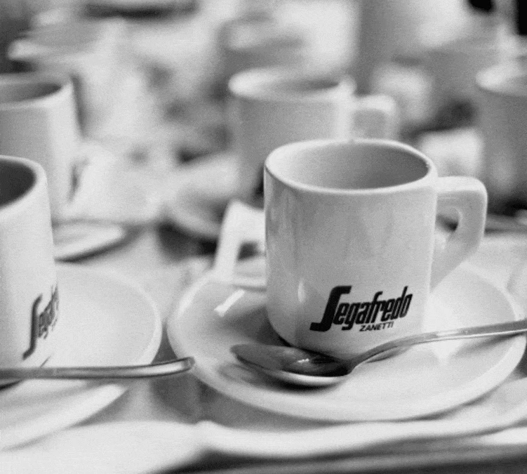 1kg Café En Grain Intermezzo - SEGAFREDO 3 1kg Café En Grain Intermezzo - SEGAFREDO – Image 3