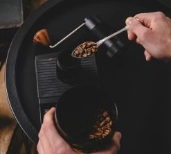 Moulin à Café Manuel D-KANTA MG05 Noir + Café De Spécialité Offert -Cafe Lux Magasin dkanta moulinmanuel 1