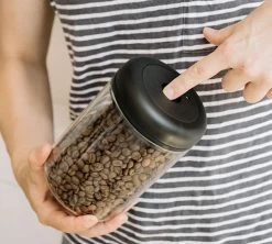 Boîte De Conservation Sous Vide Atmos Blanc Mat 400g - Fellow -Cafe Lux Magasin fellowatmos6 1