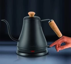 Bouilloire électrique BODUM à Long Bec Gooseneck Noir Mat 0.8L -Cafe Lux Magasin gooseneck noir2