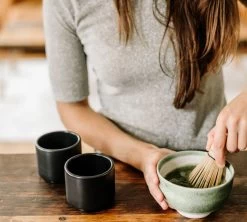 Tasse à Cappuccino - Monty Milk Art Blanc Mat 19 Cl - FELLOW -Cafe Lux Magasin lifestyle7 1