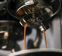 Machine Expresso SAGE The Barista Touch SES880BTR4EEU1 Black Truffle -Cafe Lux Magasin sage baristatouch coffee