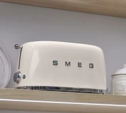 Grille-pain TSF02CREU 4 Tranches - Crème - SMEG -Cafe Lux Magasin smeg creme 2