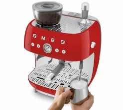 Machine Expresso SMEG EGF03RDEU Rouge Années 50 Avec Moulin Intégré 7 Machine Expresso SMEG EGF03RDEU Rouge Années 50 Avec Moulin Intégré -Cafe Lux Magasin smeg egf03 rouge 3