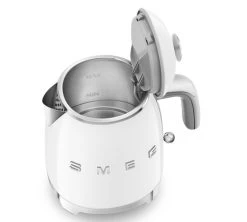 Mini Bouilloire SMEG - Blanc - KLF05WHEU 0,8 L + Offre Cadeau -Cafe Lux Magasin smeg minib blanc5