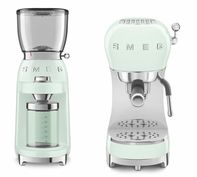 Set Petit-Déjeuner Machine Expresso ECF01PGEU Et Moulin à Café CGF01PGEU Vert D'eau - SMEG 1 Set Petit-Déjeuner Machine Expresso ECF01PGEU Et Moulin à Café CGF01PGEU Vert D'eau - SMEG